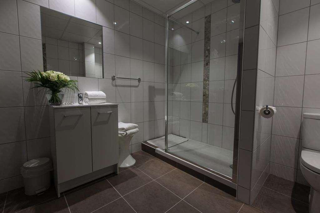 Brit Hotel Bristol Montbeliard Centre Zimmer foto