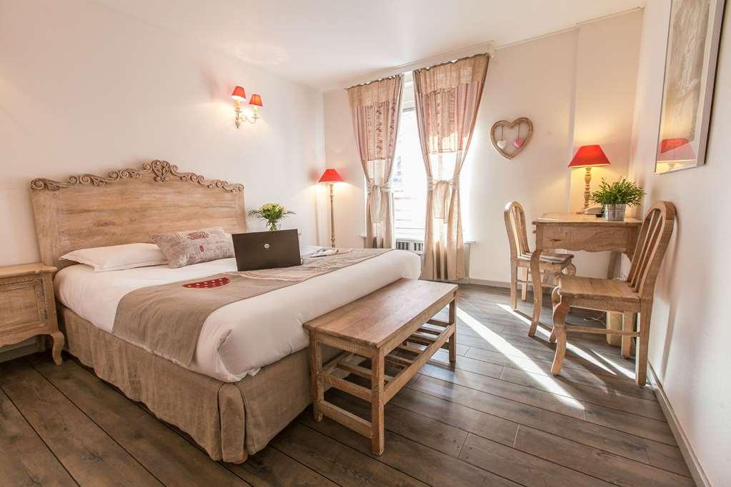 Brit Hotel Bristol Montbeliard Centre Zimmer foto